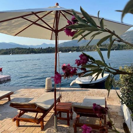 Apartments Maestral Tivat Exterior foto