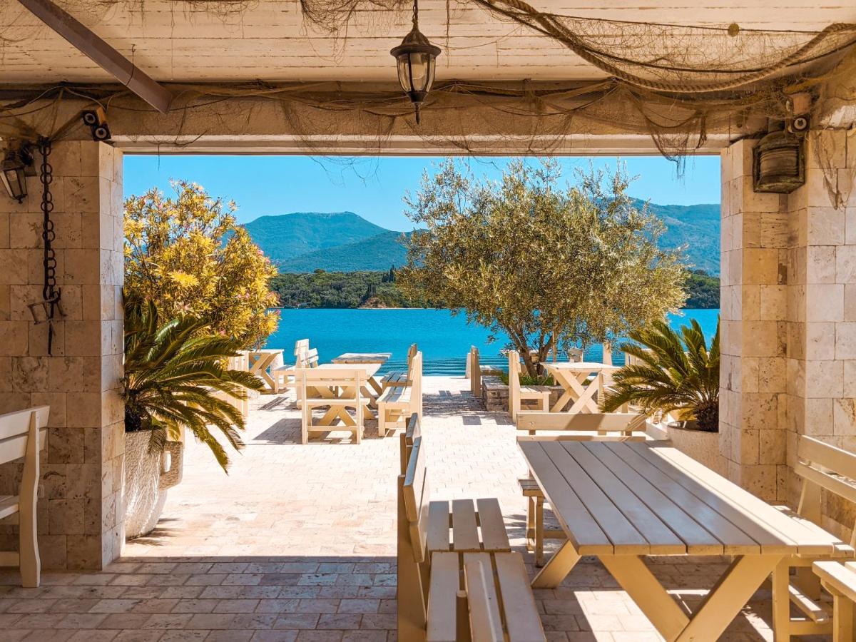 Apartments Maestral Tivat Exterior foto