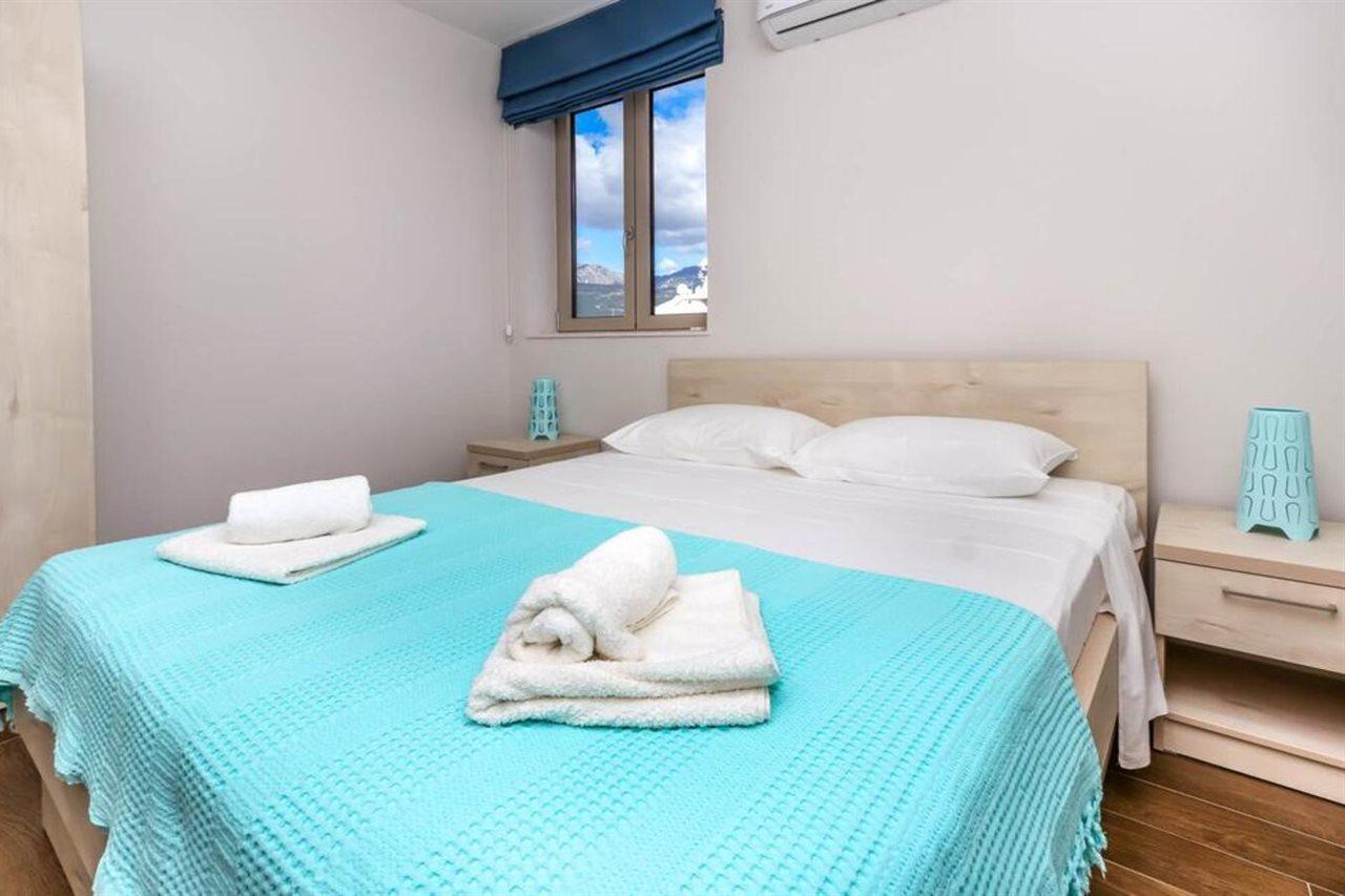 Apartments Maestral Tivat Exterior foto